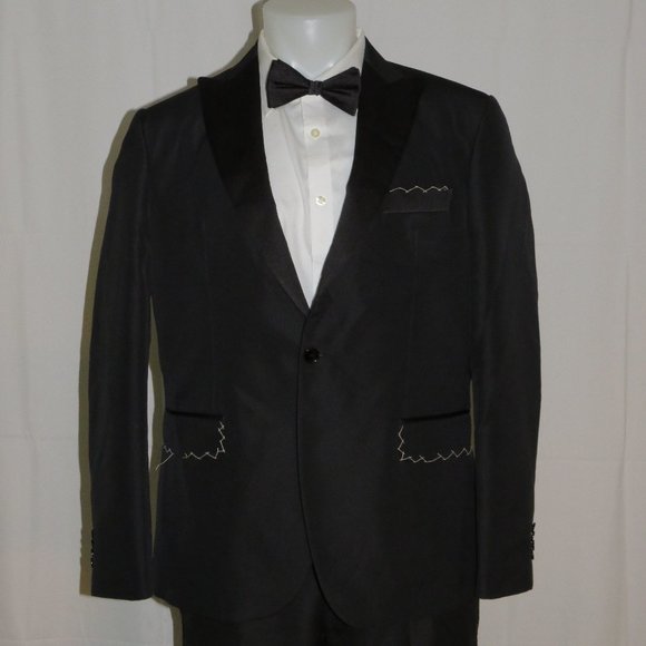 Domenico Vacca Solid Black Sharkskin Peak Lapel Two Button Tuxedo 44R NWT - Picture 4 of 12